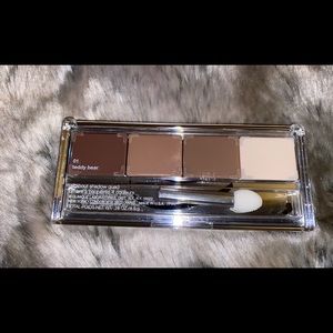 NWT Clinique 4 pan eyeshadow palette in Teddy Bear